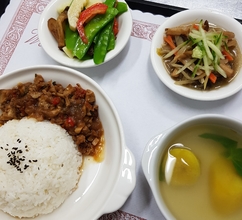 土餐-泰式打拋餐