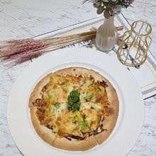 時蔬佐BBQ pizza