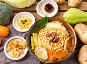 泰式酸辣(雞絲/鍋燒/烏龍)
