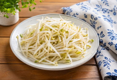 豆芽菜不是青菜？醫警告：外食族常吃錯，恐陷「隱性飢餓」