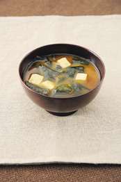 味噌湯營養可口 具改善免疫系統功能